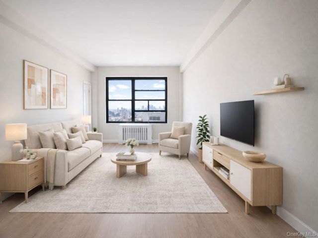  2 BR,  1.00 BTH &nbsp;Other style home in Rego Park