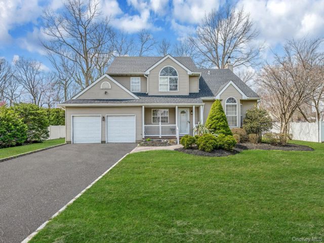 [Selden Real Estate, listing number 7273532]
