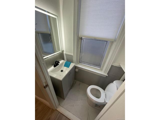 [PHOTO]