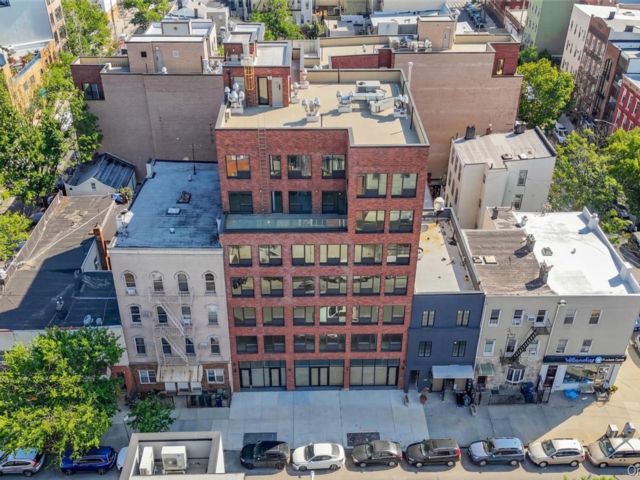  1 BR,  1.00 BTH &nbsp;Other style home in Williamsburg