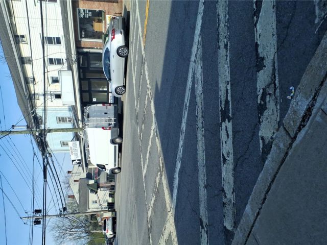 [PHOTO]