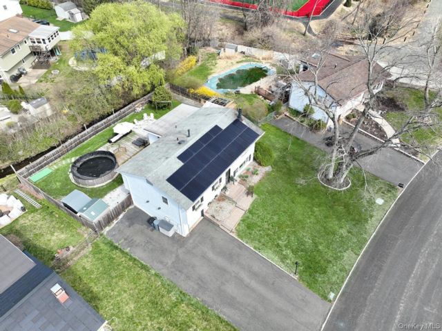  4 BR,  3.00 BTH &nbsp;Hi ranch style home in Thiells