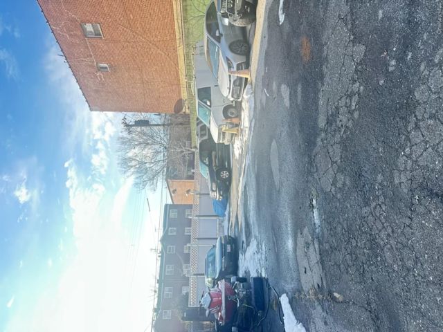 [PHOTO]