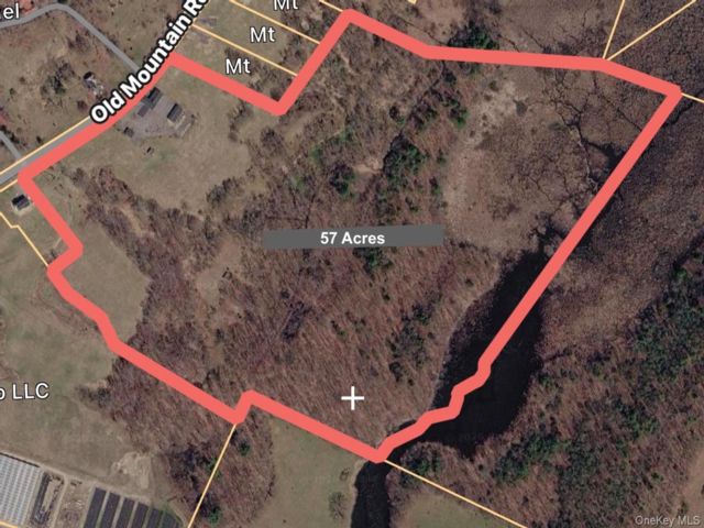 Lot <b>Size:</b>  &nbsp;House style home in Otisville