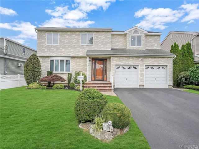 [Massapequa Park Real Estate, listing number 7274316]