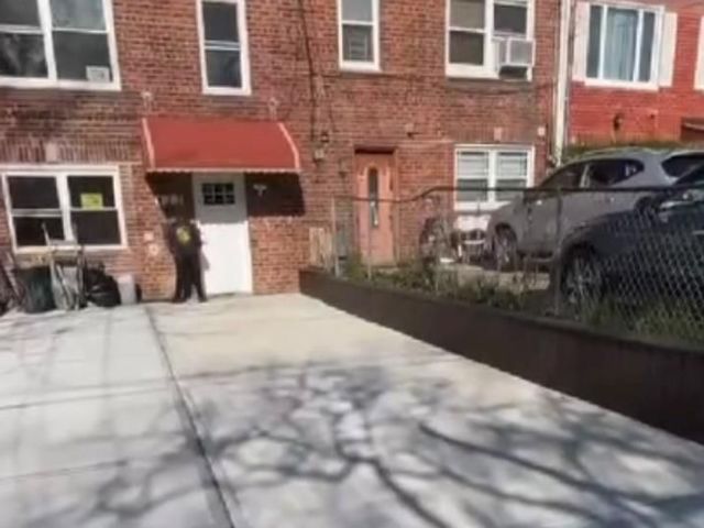  3 BR,  1.00 BTH &nbsp;Modern style home in Far Rockaway