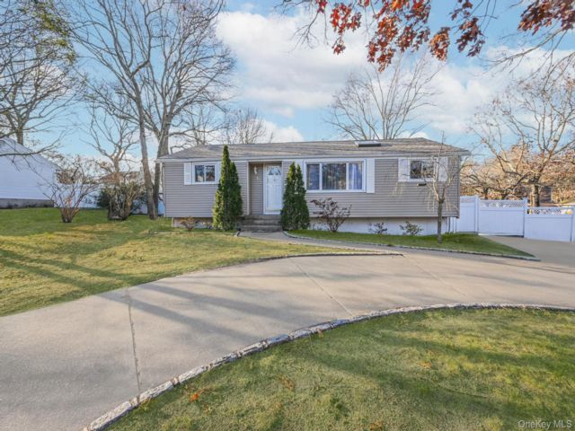 [Centereach Real Estate, listing number 7274453]