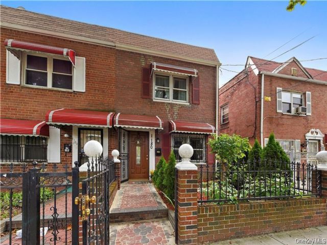 [Wakefield Real Estate, listing number 7274461]