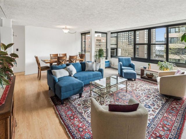  2 BR,  1.00 BTH &nbsp;Other style home in Beechhurst