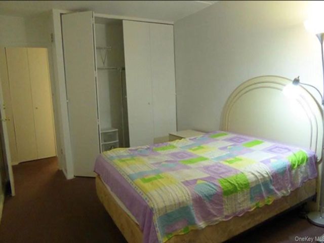  1 BR,  1.00 BTH &nbsp;Other style home in Rego Park