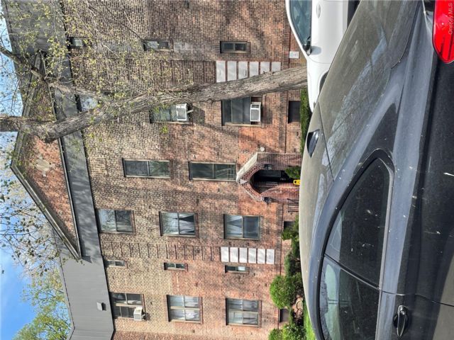  2 BR,  1.00 BTH &nbsp;Other style home in East Elmhurst