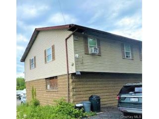  3 BR,  1.00 BTH &nbsp;Other style home in New Windsor