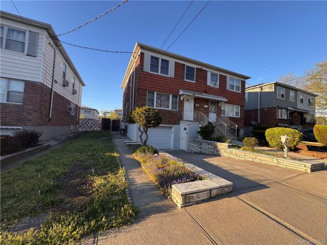 [Flushing Real Estate, listing number 7275080]