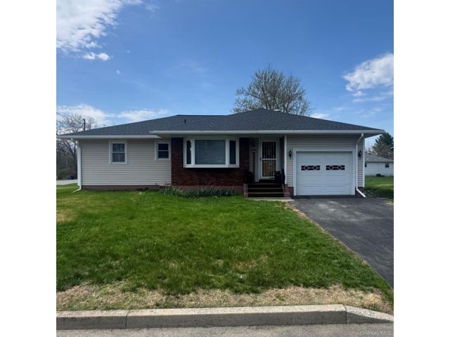 [Troy Real Estate, listing number 7275100]