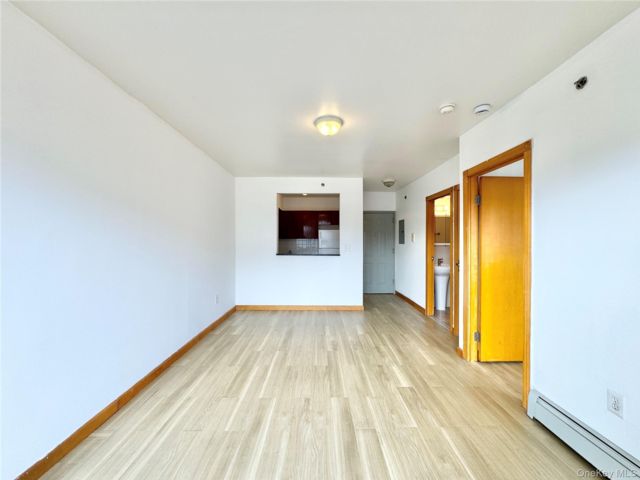 [PHOTO]