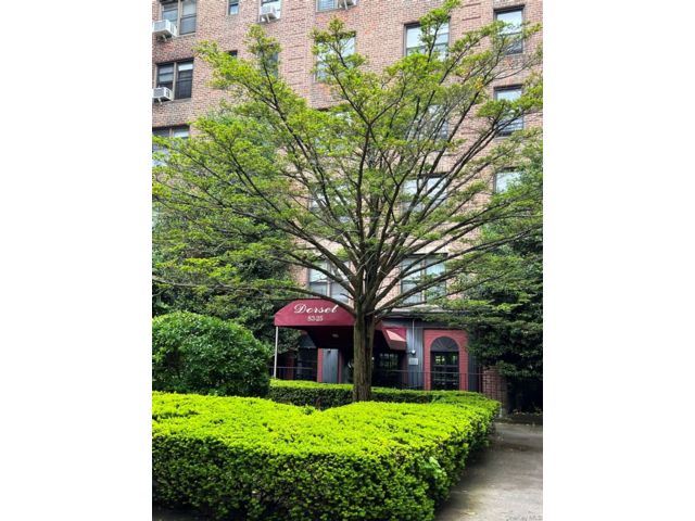  2 BR,  1.00 BTH &nbsp;Other style home in Woodhaven