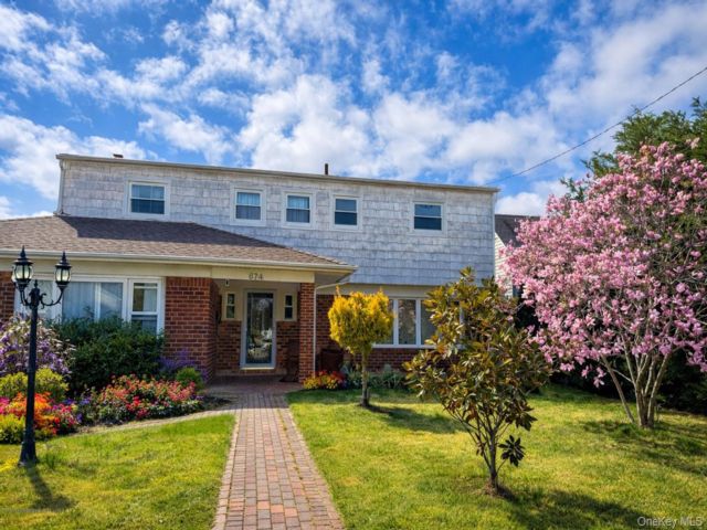 [Seaford Real Estate, listing number 7275482]