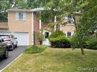[Coram Real Estate, listing number 7275579]