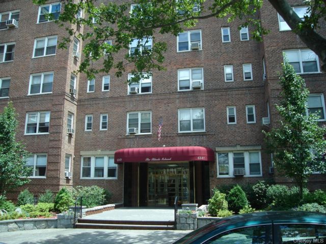  2 BR,  1.00 BTH &nbsp;Other style home in Rego Park