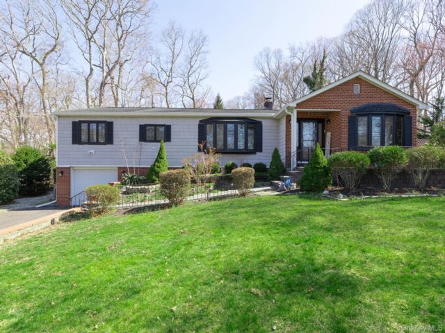 [Miller Place Real Estate, listing number 7275971]