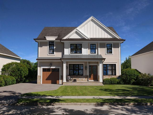  5 BR,  6.00 BTH &nbsp;Colonial style home in Garden City