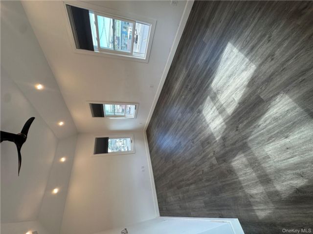 Studio,  0.00 BTH &nbsp;House style home in Lawrence