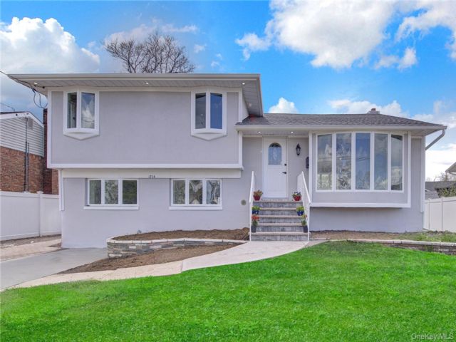 [North Bellmore Real Estate, listing number 7276114]
