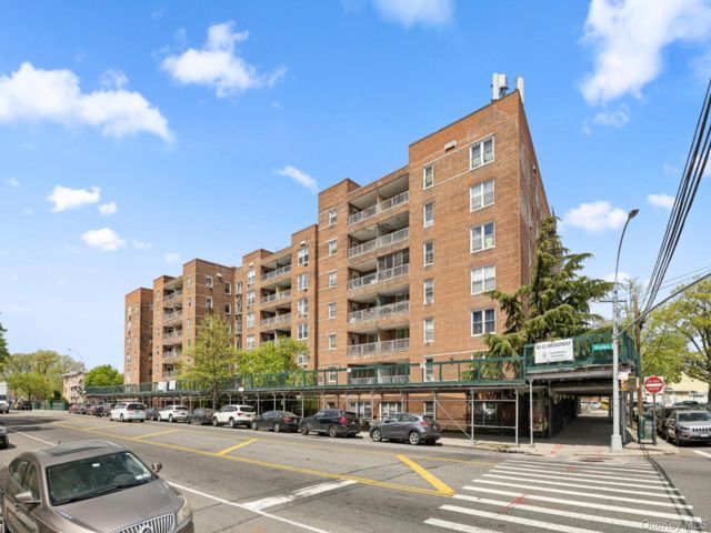  1 BR,  1.00 BTH &nbsp;Other style home in Woodside