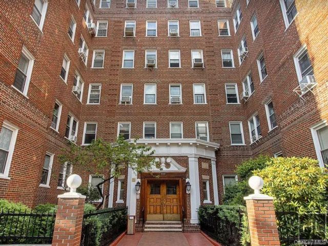 [Rego Park Real Estate, listing number 7276308]