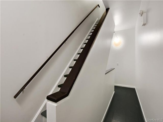 [PHOTO]