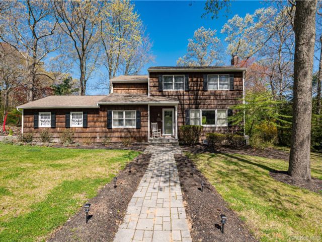  4 BR,  3.00 BTH &nbsp;Colonial style home in Port Jefferson