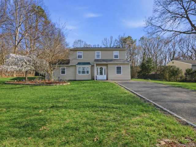 [Selden Real Estate, listing number 7276682]