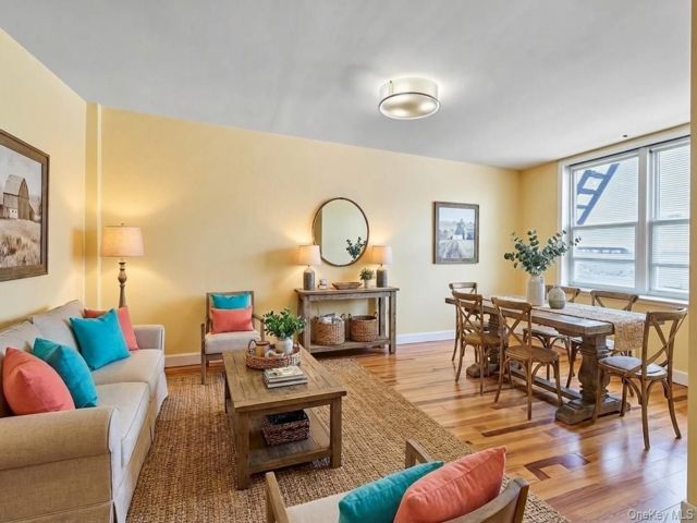  1 BR,  1.00 BTH &nbsp;Other style home in Gravesend