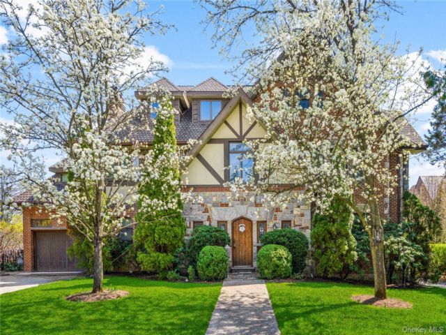  4 BR,  5.00 BTH &nbsp;Tudor style home in Yonkers