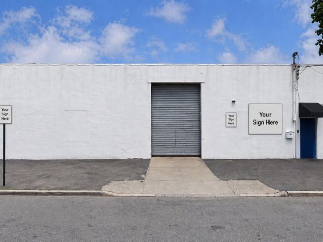 Studio,  0.00 BTH &nbsp;Commercial style home in Freeport