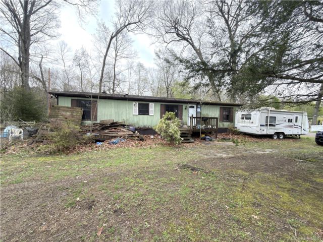  3 BR,  2.00 BTH &nbsp;Other style home in Hopewell Junction