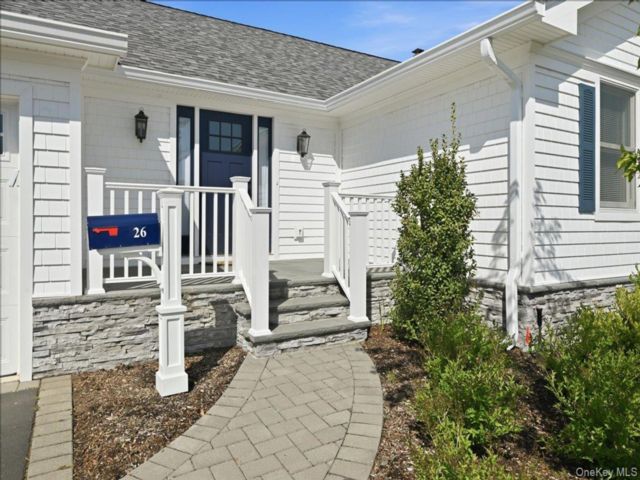  3 BR,  1.00 BTH &nbsp;Exp ranch style home in Carle Place