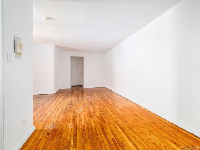 [Far Rockaway Real Estate, listing number 7278009]