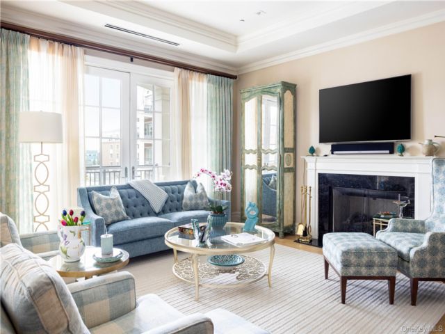  2 BR,  3.00 BTH &nbsp;Other style home in North Hills