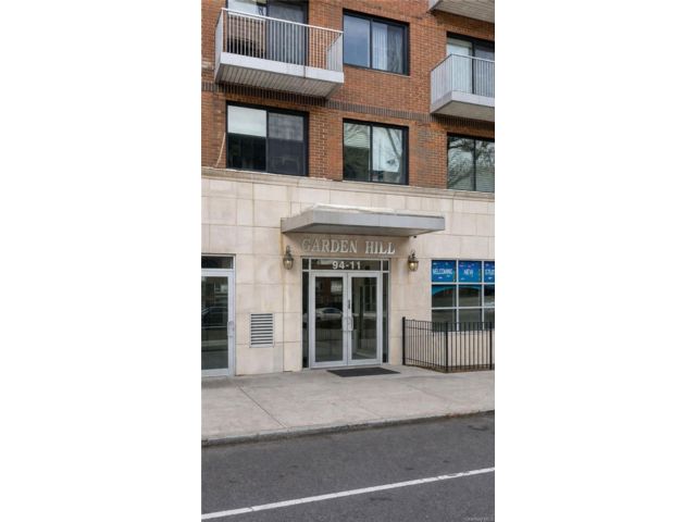  1 BR,  1.00 BTH &nbsp;Other style home in Rego Park