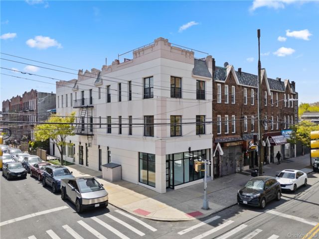 10 BR,  0.00 BTH &nbsp;House style home in East Flatbush