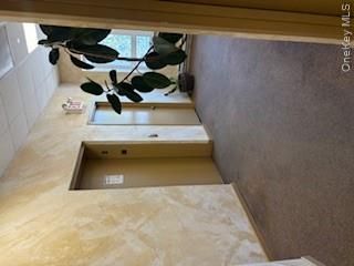 [PHOTO]
