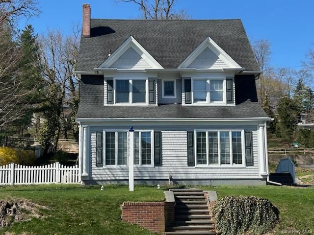 Studio,  0.00 BTH &nbsp;House style home in Huntington