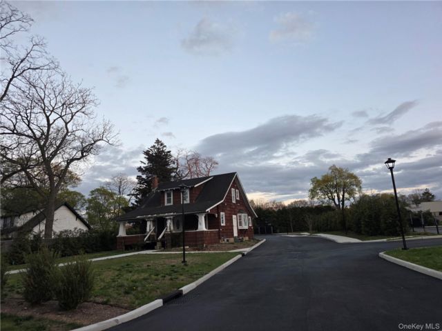 Studio,  0.00 BTH &nbsp;House style home in Hauppauge