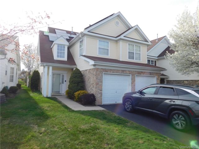  4 BR,  3.00 BTH &nbsp;Other style home in Middle Island