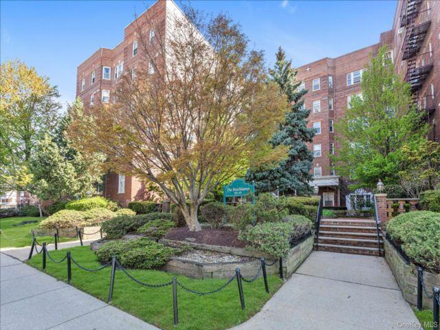  2 BR,  2.00 BTH &nbsp;Other style home in Jamaica Hills