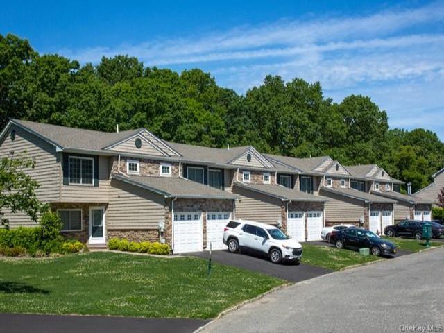 [Coram Real Estate, listing number 7278631]