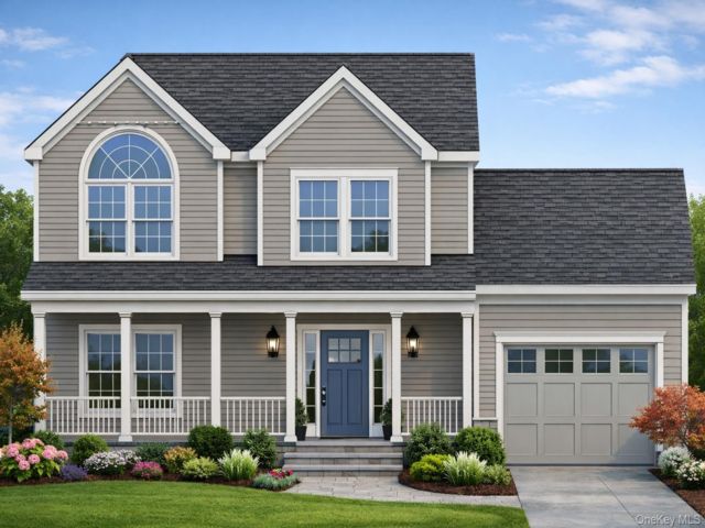  4 BR,  3.00 BTH &nbsp;Colonial style home in Rocky Point