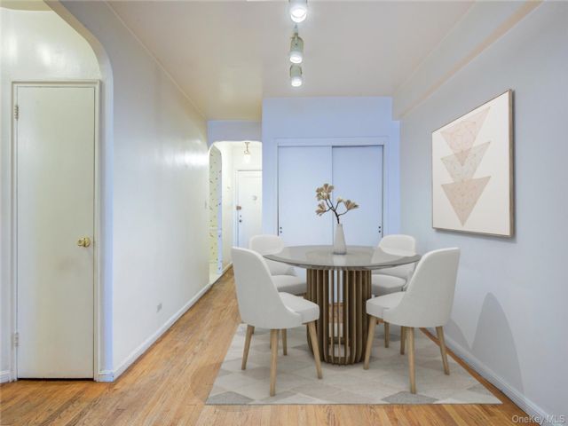  2 BR,  1.00 BTH &nbsp;Other style home in Forest Hills