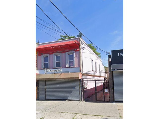 Studio,  0.00 BTH &nbsp;Commercial style home in Richmond Hill